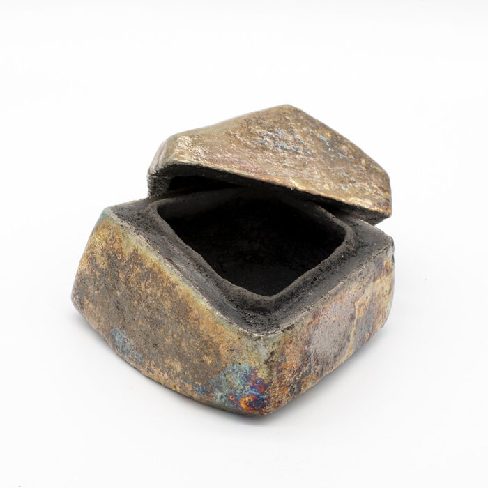 Portagioie in tecnica Raku - immagine 7